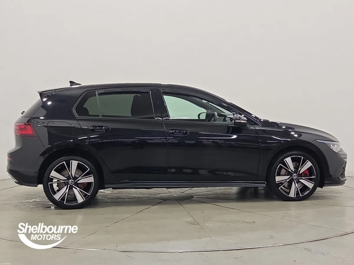 Volkswagen Golf GTE DSG - Image 3