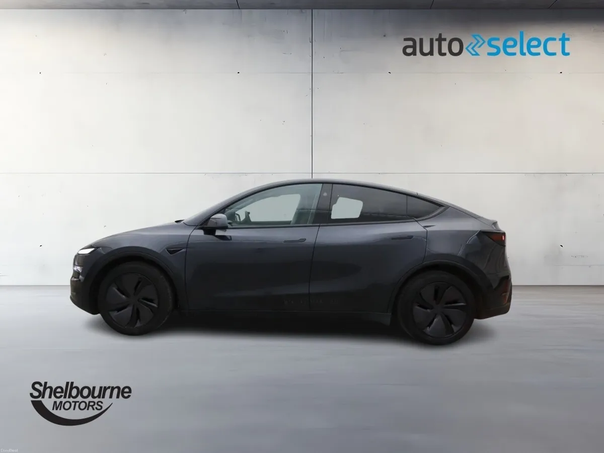 Tesla Model Y BASE - Image 2