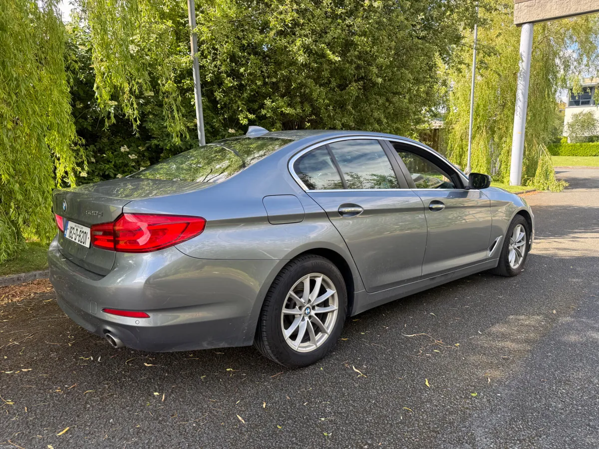 BMW 5Series 2018 520D Automatic - Image 6