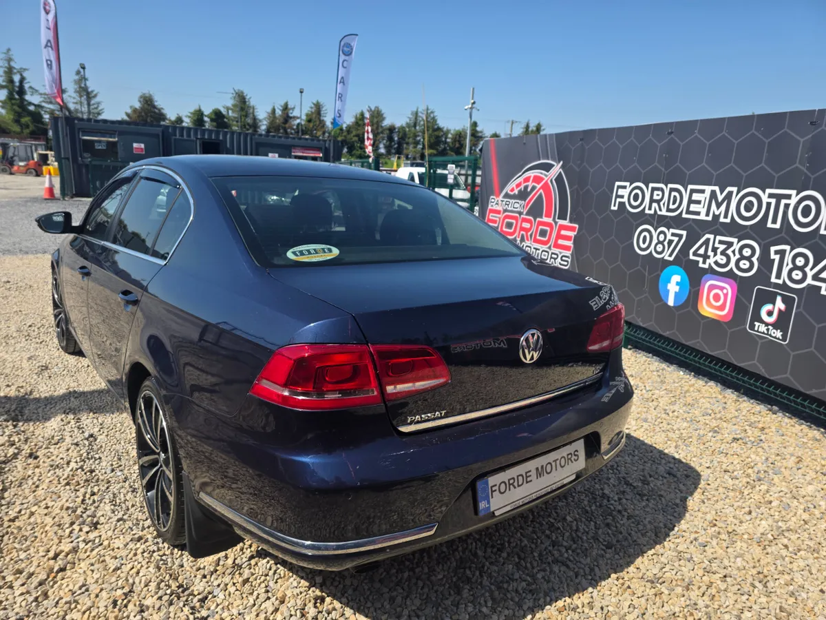 Volkswagen Passat 2013 - Image 3