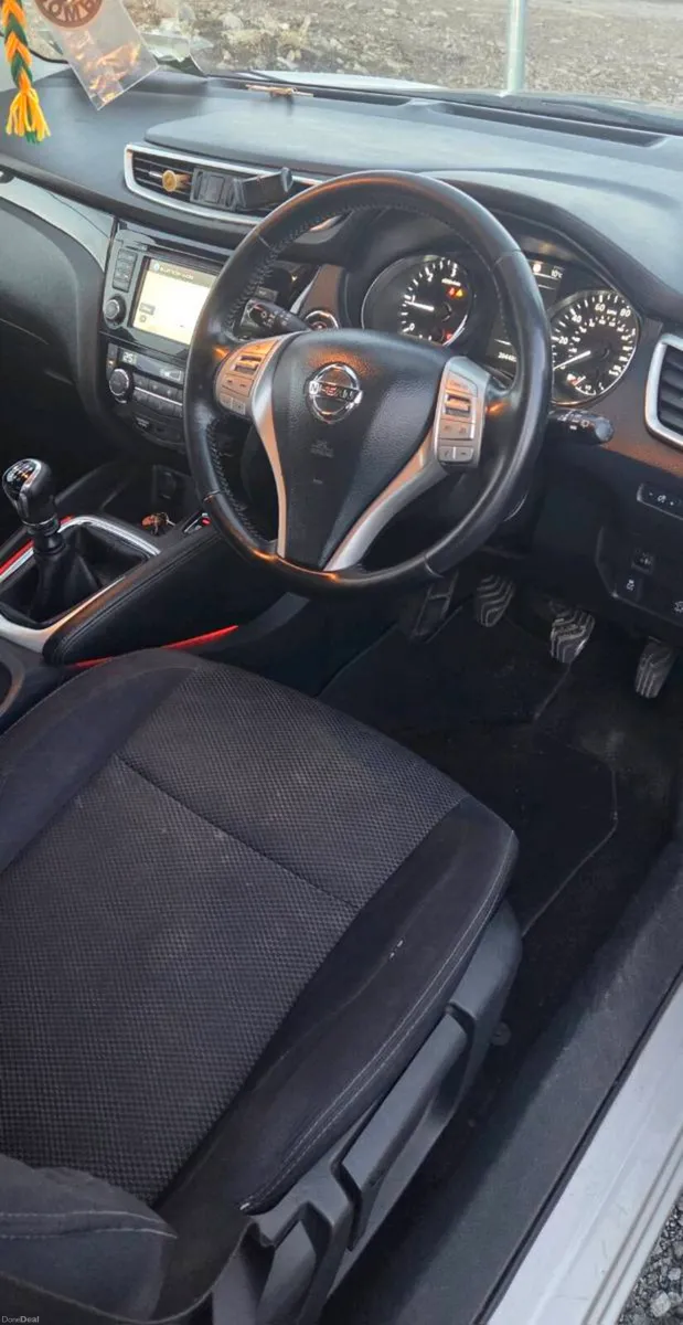 Nissian qashqai - Image 5