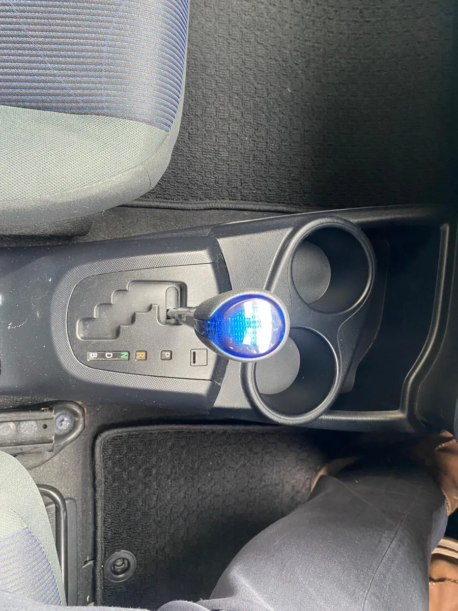 Toyota Aqua 2016 - Image 2