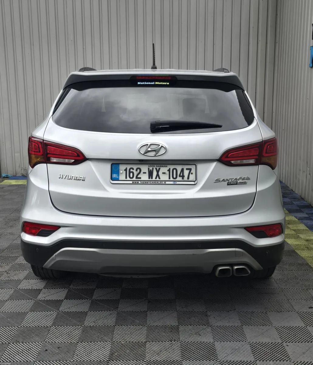 2016 Hyundai Santa Fe 2.2 4WD Executive - Image 4