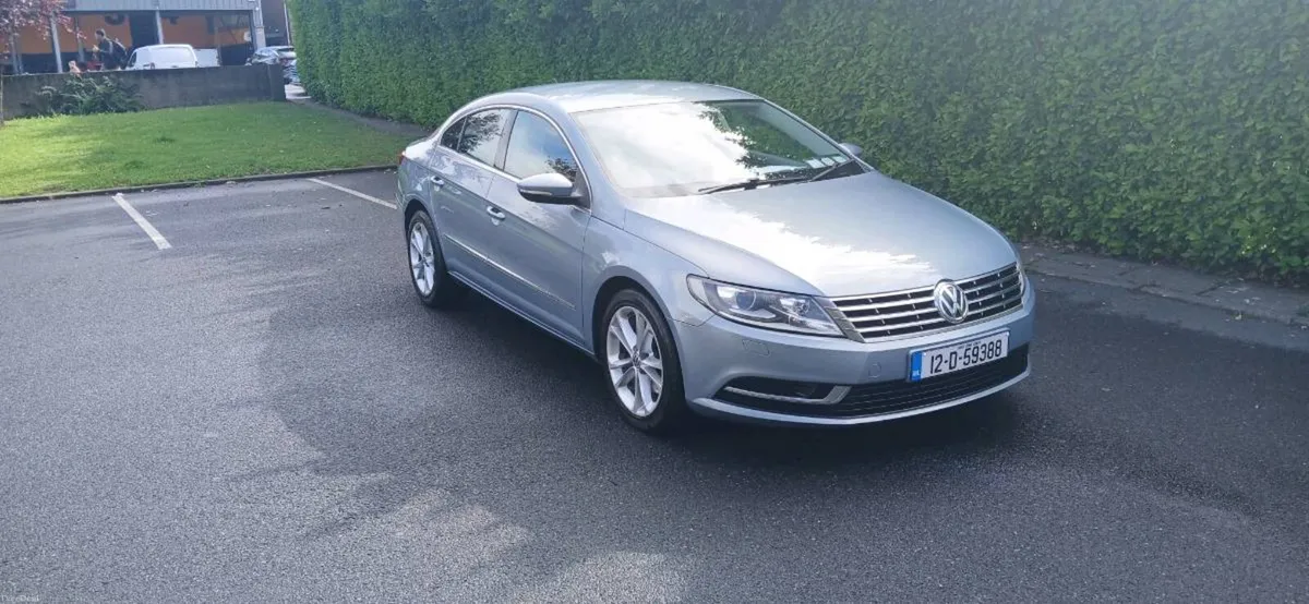 2012 volkswagen passat CC automatic - Image 1