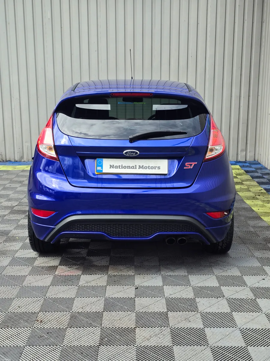 2015 Ford Fiesta ST-2 1.6 Petrol - Image 4