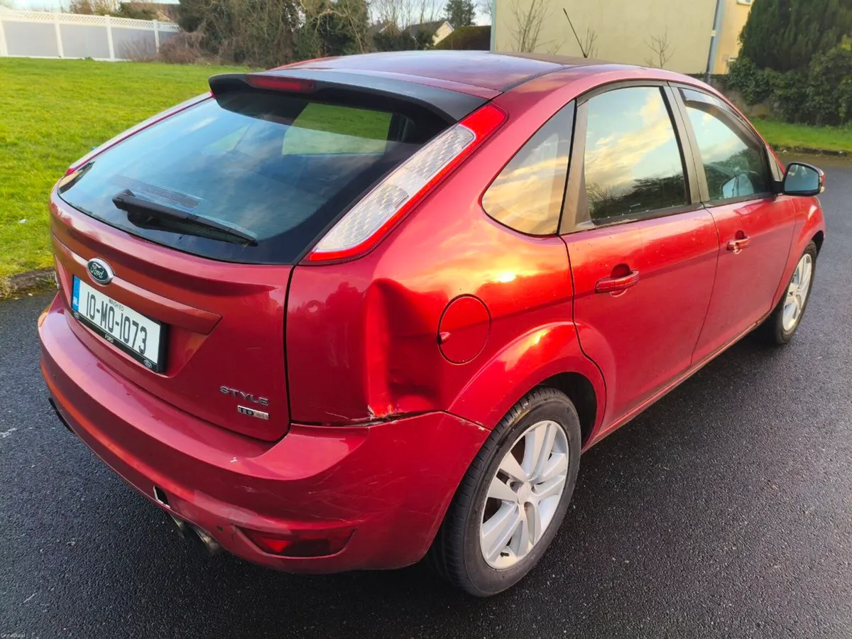 Ford Focus - Image 4