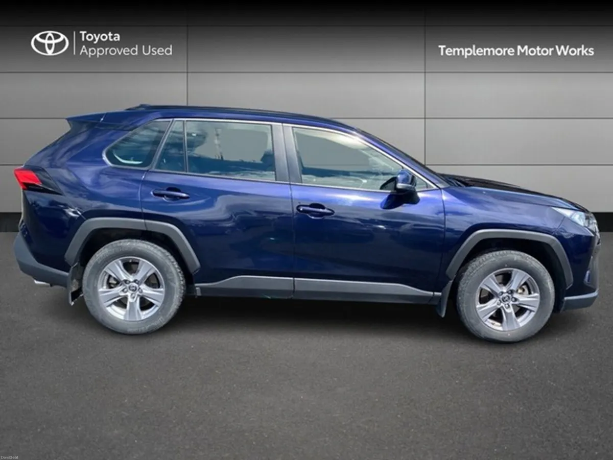 Toyota RAV4 Hybrid Luna - Image 3
