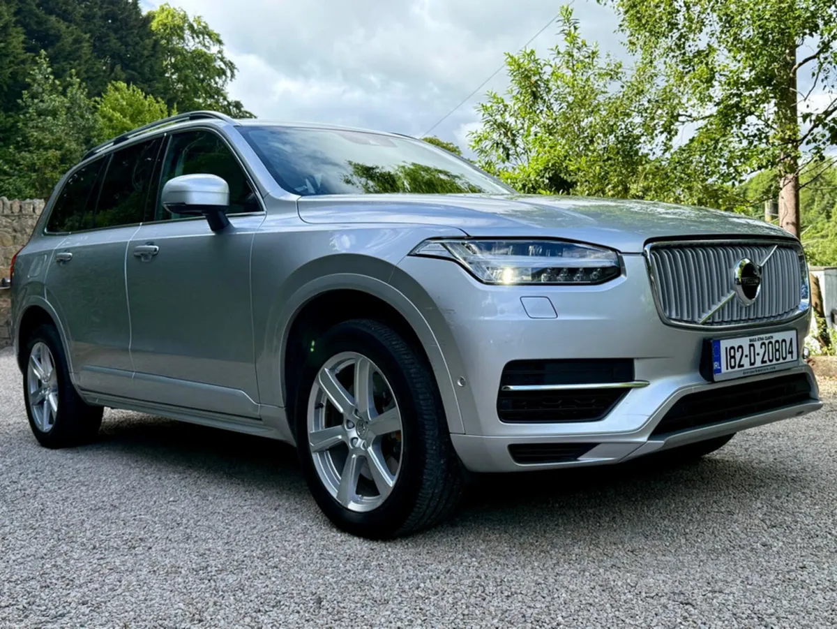 Volvo XC90 T8 PHEV MOMENTUM GT *Panoramic Sunroof… - Image 1