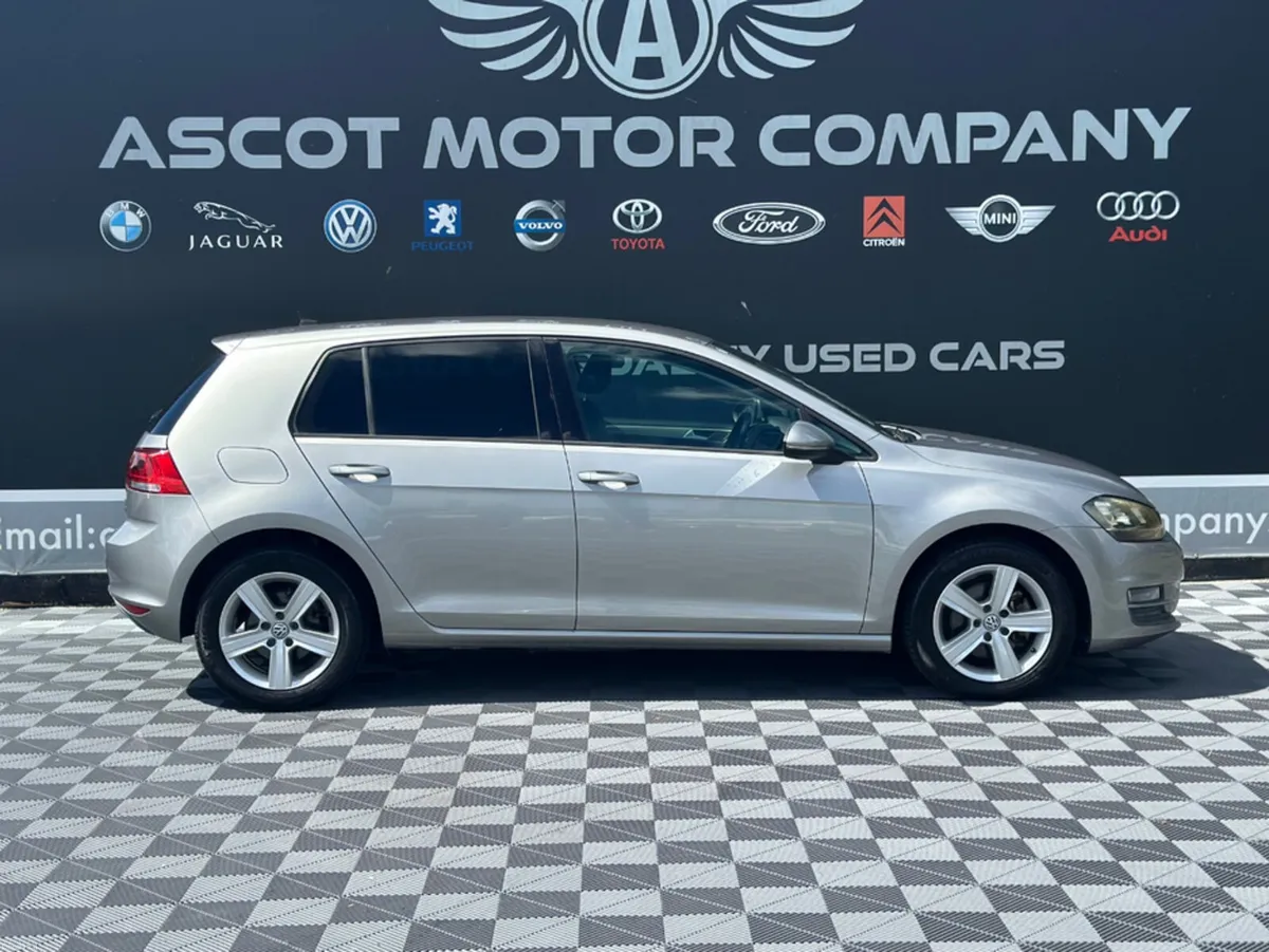 Volkswagen Golf 1.2 TSI Petrol, Auto - Image 5