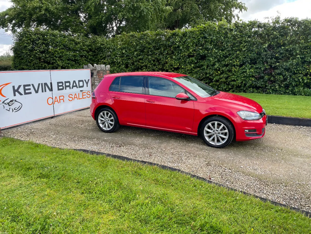 Volkswagen Golf 1.2 TSI COMFORT LINE DSG AUTO - Image 1