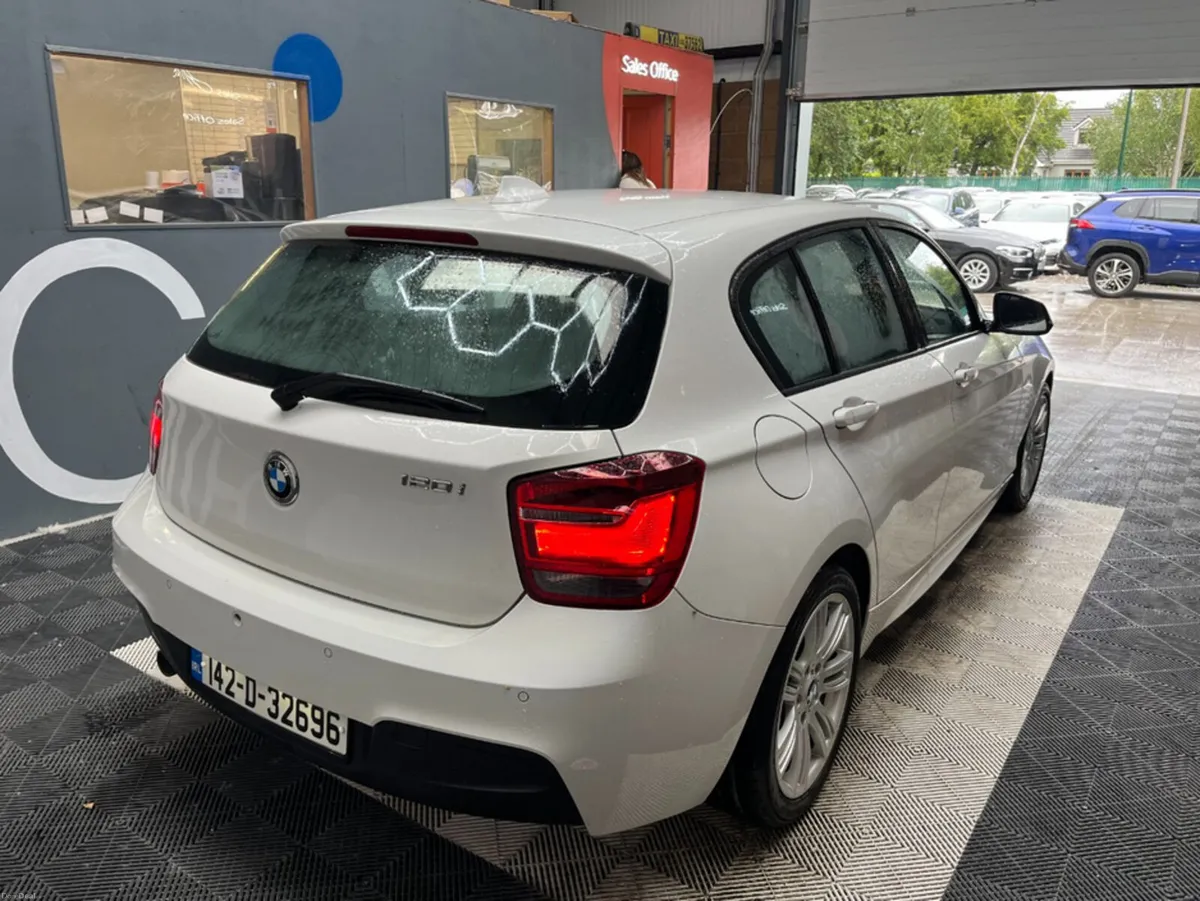 BMW 1-Series 2014 BMW 120I M-SPORT 1.6 AUTOMATIC / - Image 2