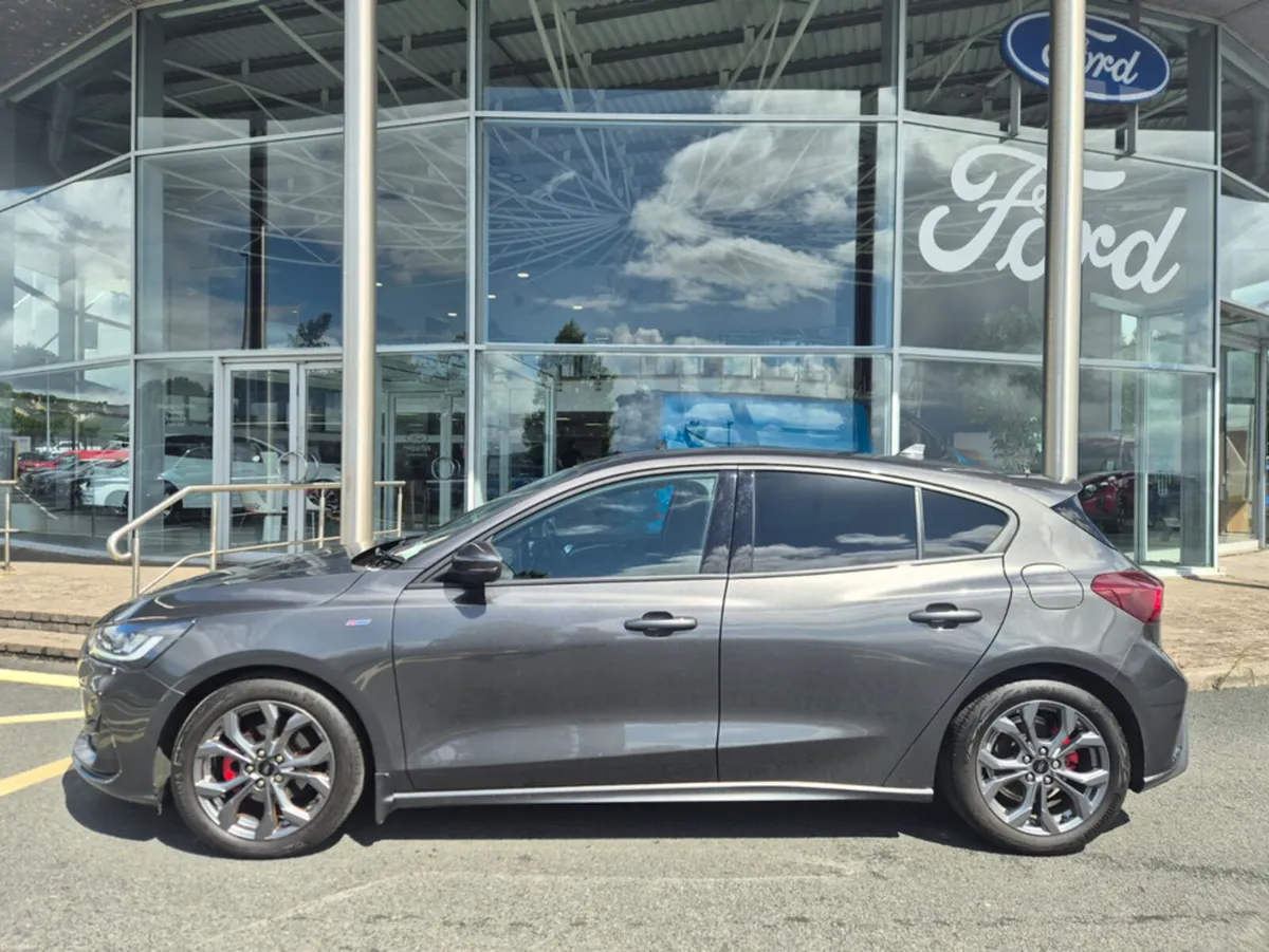 Ford Focus 1.0L ECO ST-LINE 125PS M - Image 2