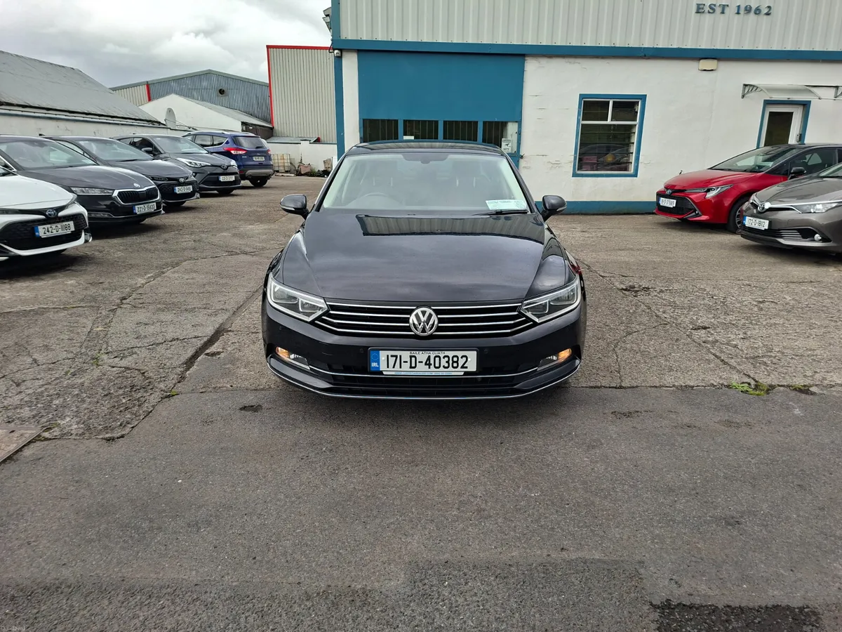 2017 Volkswagen Passat 2.0 TDI 150HP Highline - Image 3