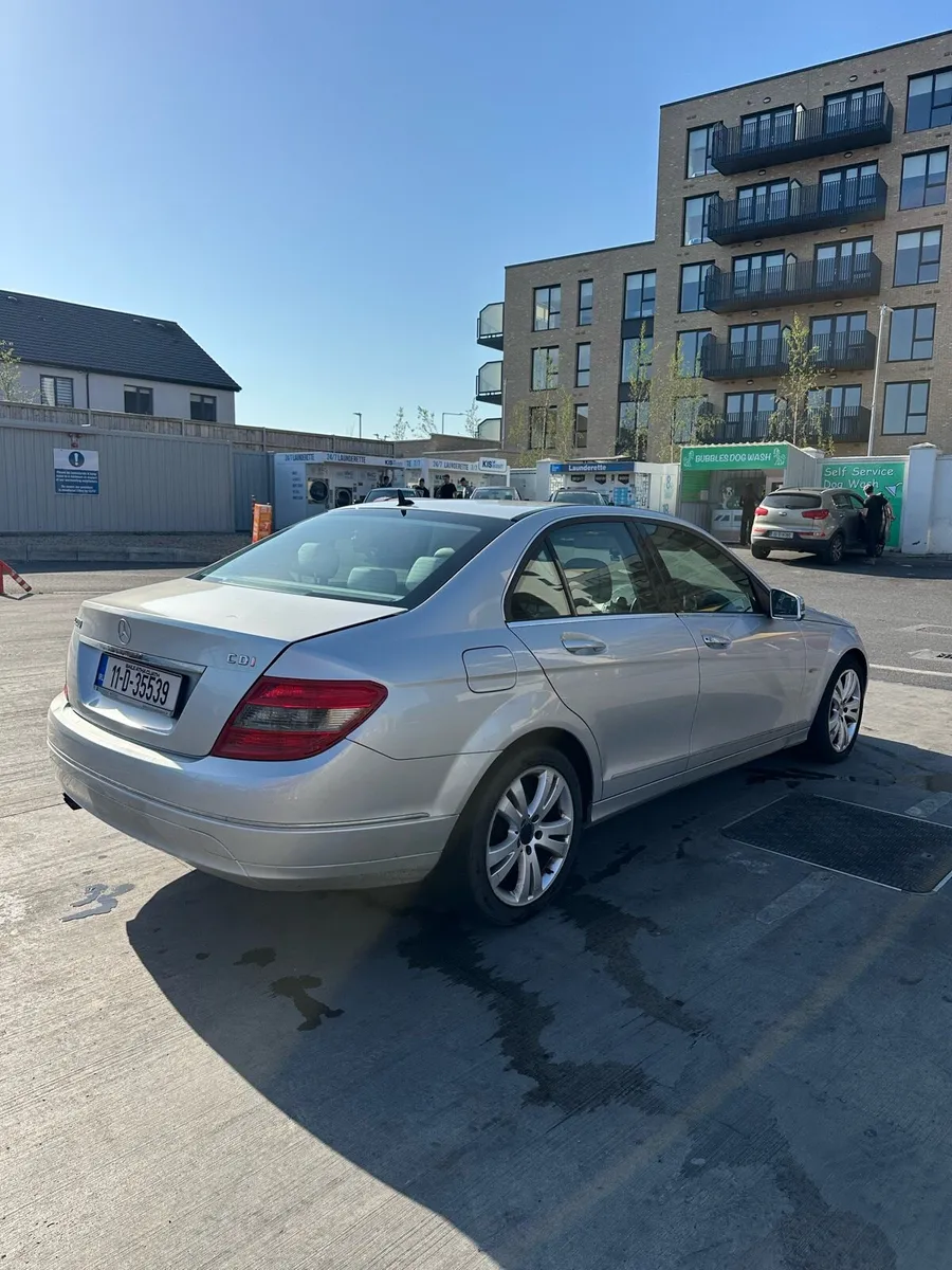 Mercedes C200 CDI Auto / 166k KM / Excellent Cond - Image 3