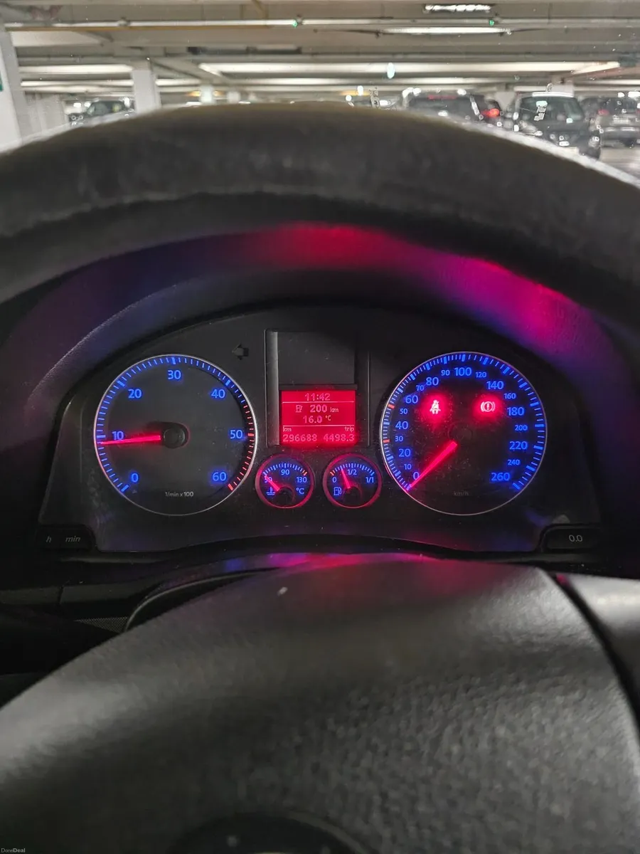 Volkswagen Jetta 2008 - Image 4