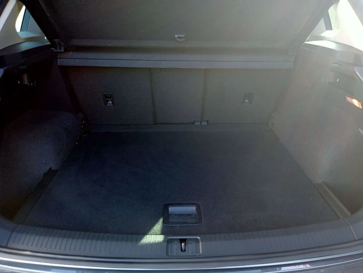Volkswagen Tiguan 2019 Automatic - Image 2