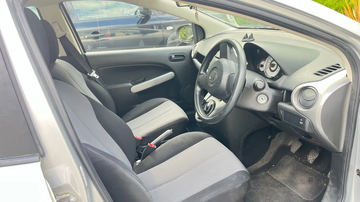 Mazda 2  209,709km - Image 4