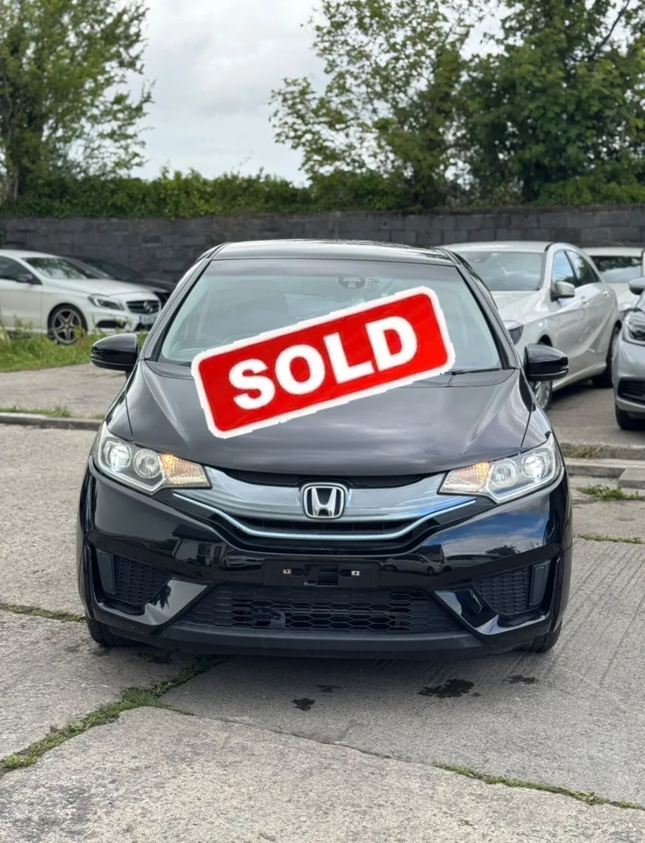 Honda Fit 1.5 Hybrid Auto 69000kms 2014 - Image 1