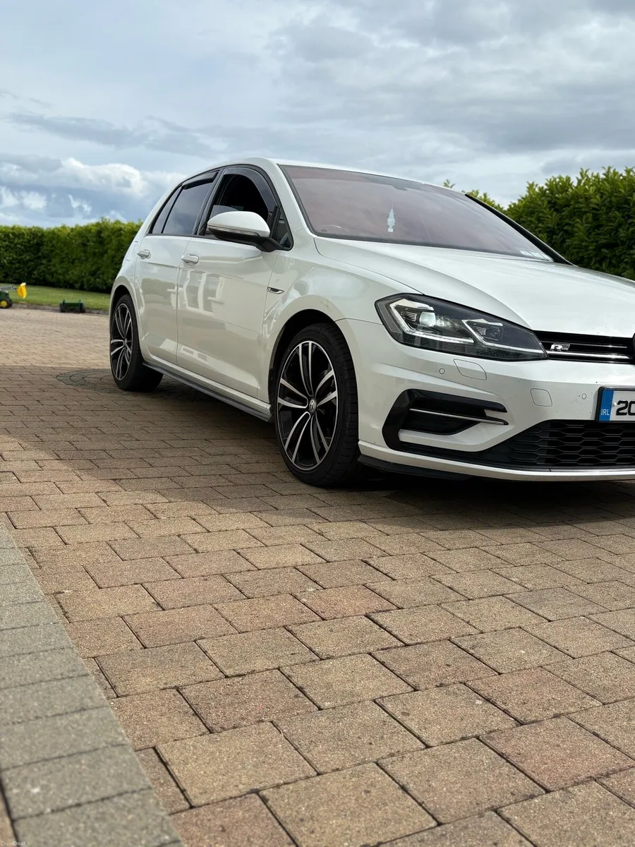 VW Golf - Image 2