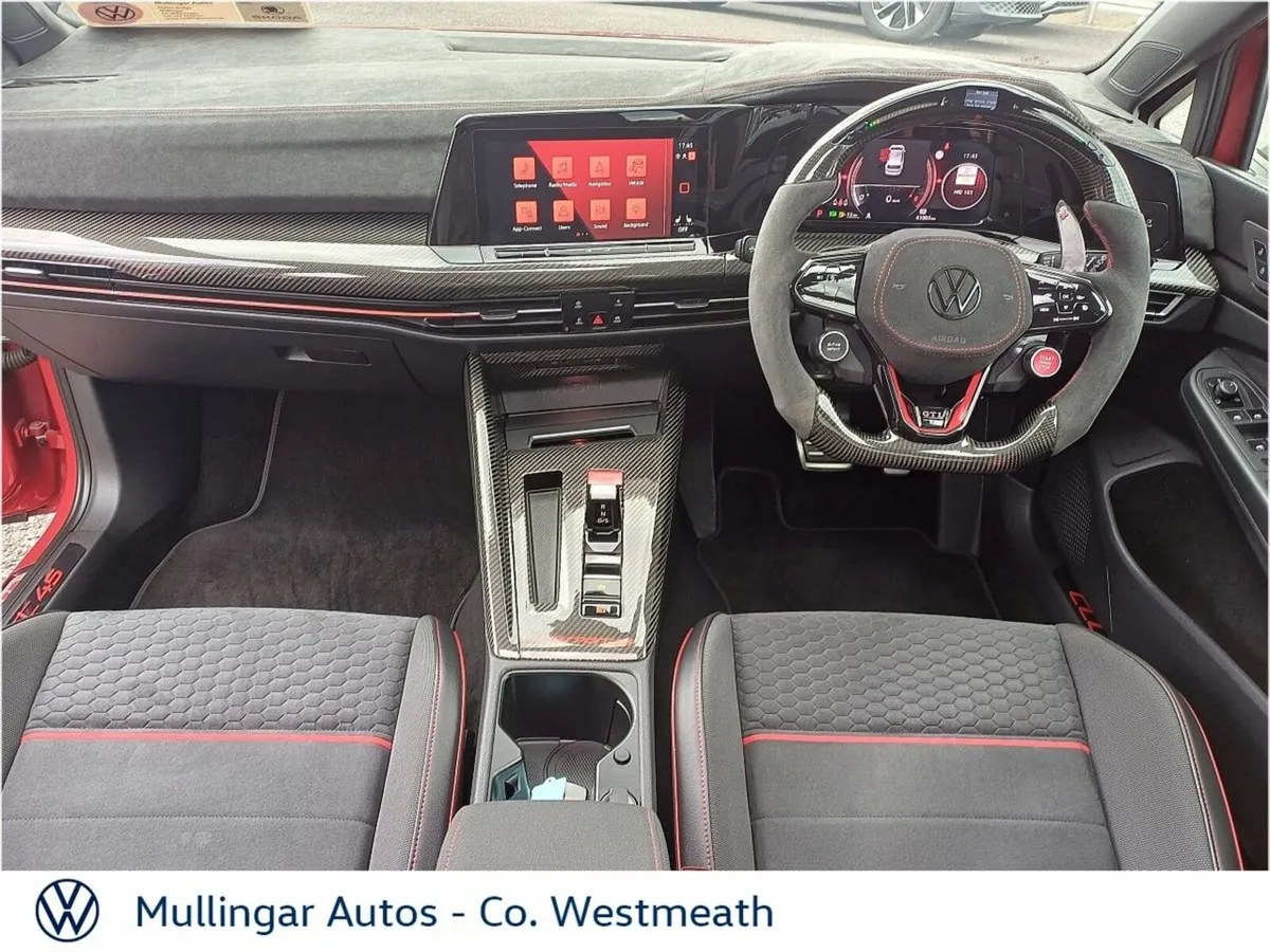 Volkswagen Golf 2.0 TSI 300HP GTI CLUBSPORT 45 DSG - Image 2