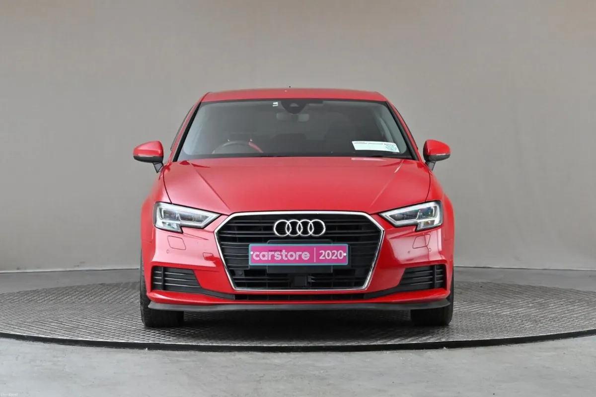 Audi A3 35 TFSI 150HP S Tronic SE - Image 2