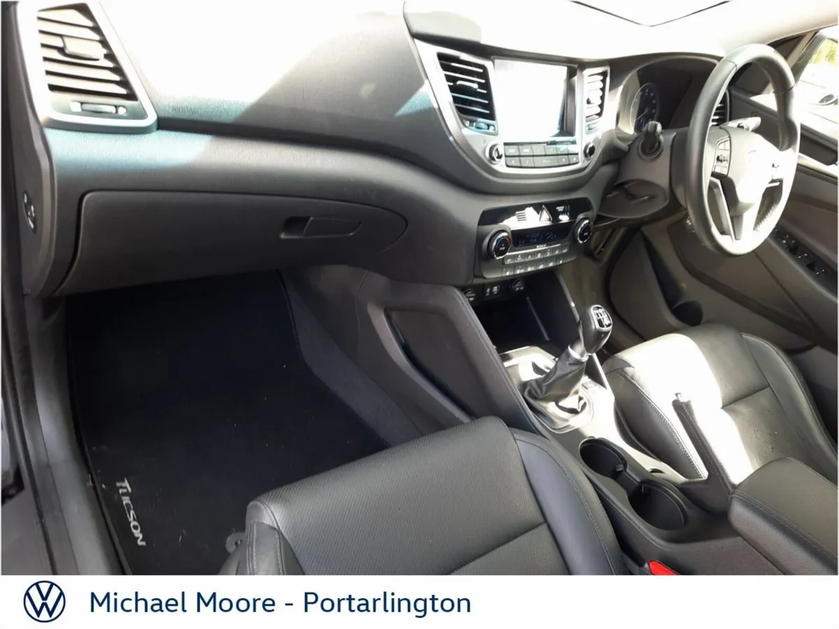 Hyundai Tucson 1.7 D Premium - Image 4