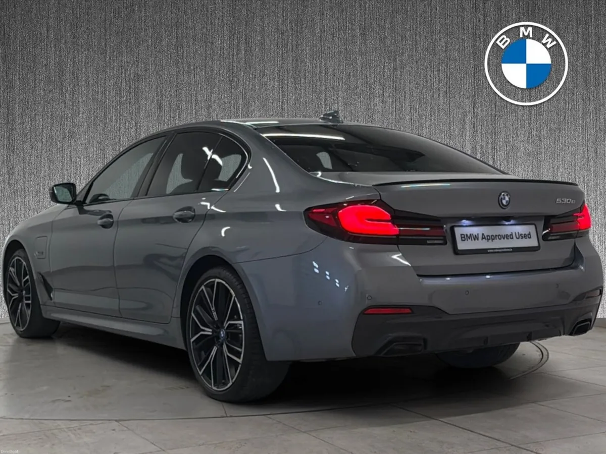 BMW 5-Series 530e M Sport PRO PACK - Image 3