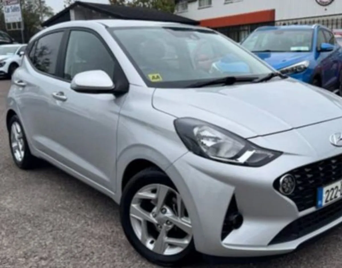 Hyundai i10 Deluxe 2022 - Image 1