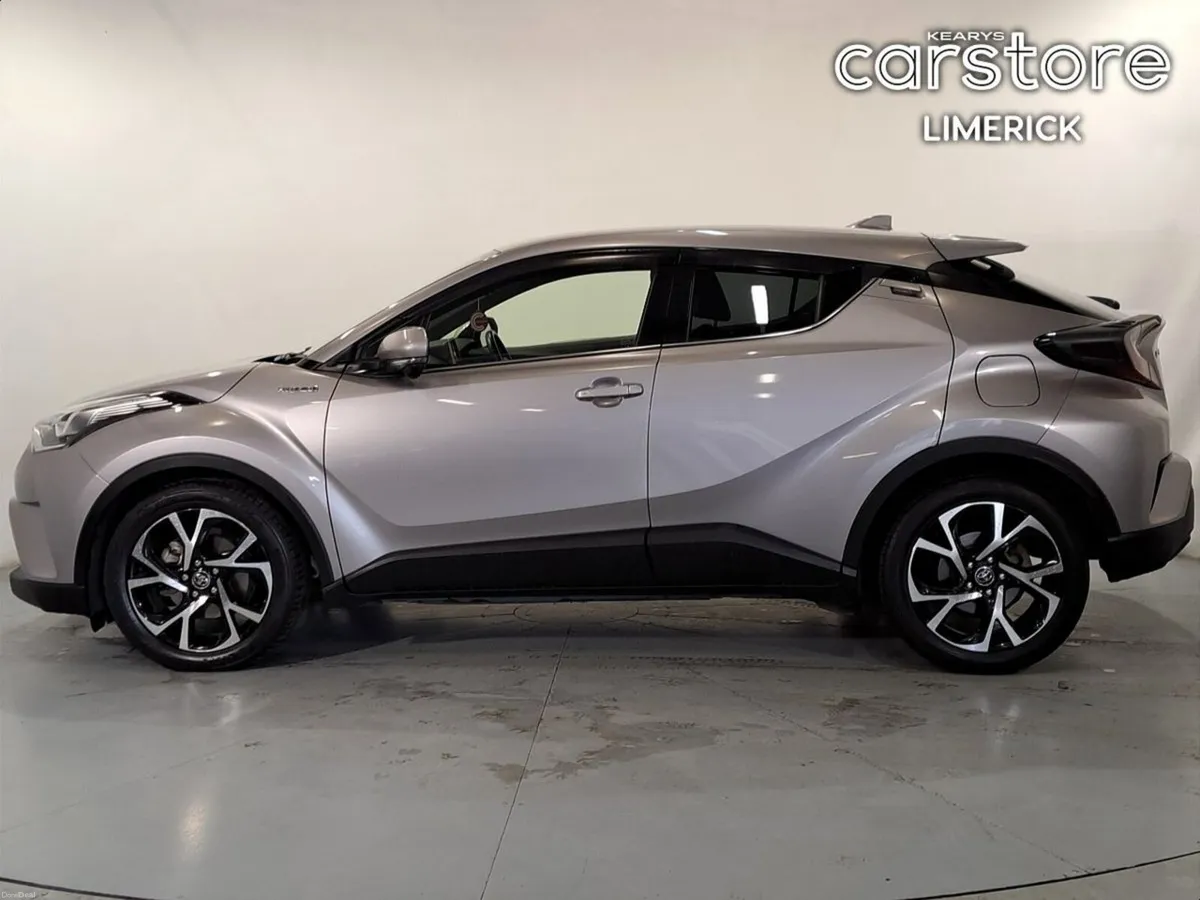 Toyota C-HR 1.8 HYBRID LUNA - Image 6