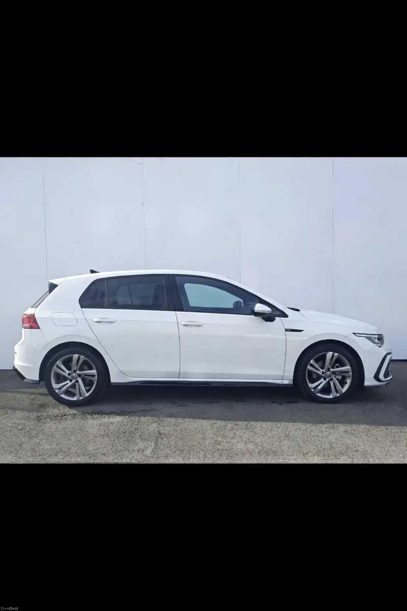 **Volkswagen Golf R-Line** Low Km’s - Image 3