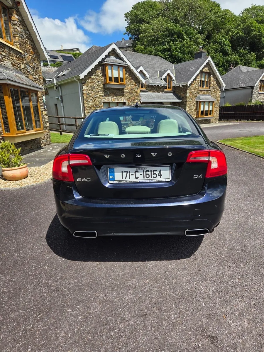 Volvo S60 2017 - Image 3