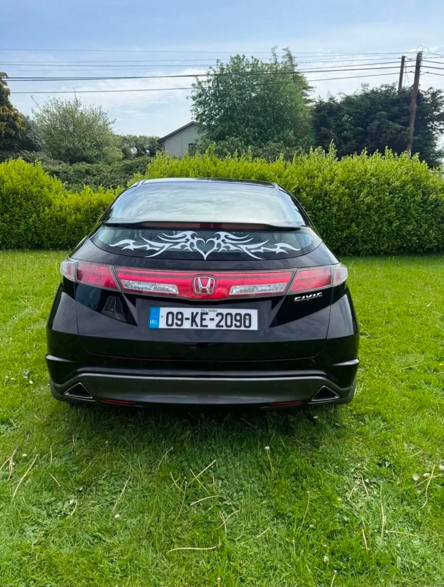 Honda Civic 2009 1.3L Manual - Image 2