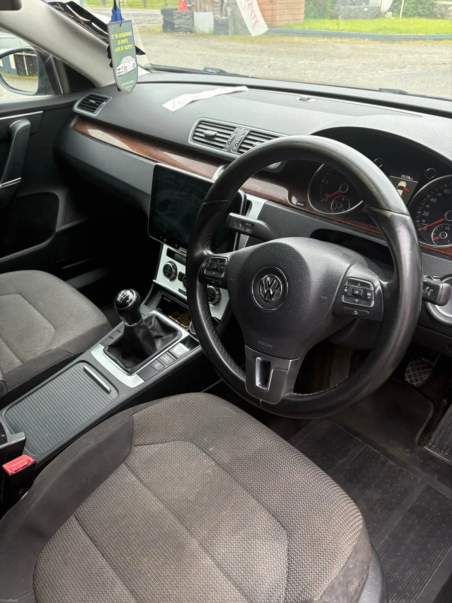 Volkswagen Passat Rline - Image 4