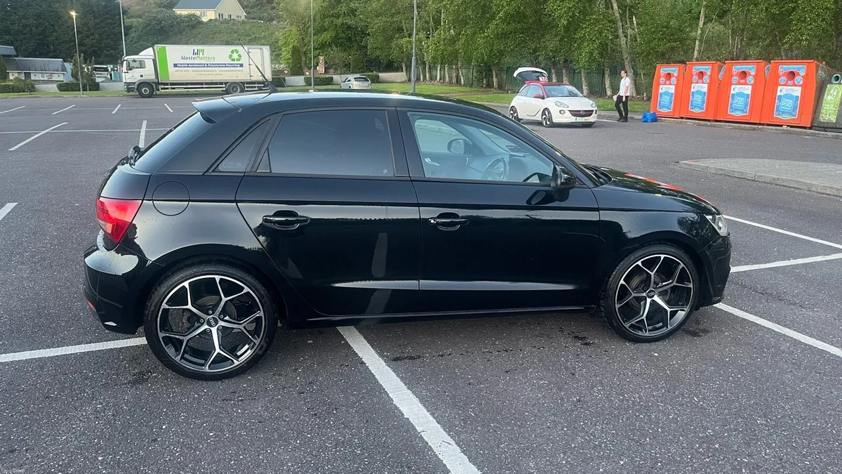 2016 (161) Audi A1 - Image 4