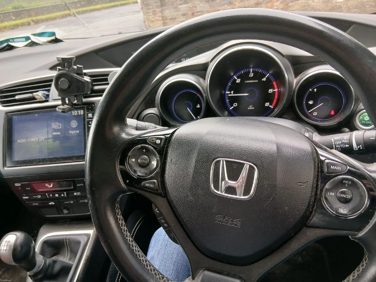 Honda civic - Image 1
