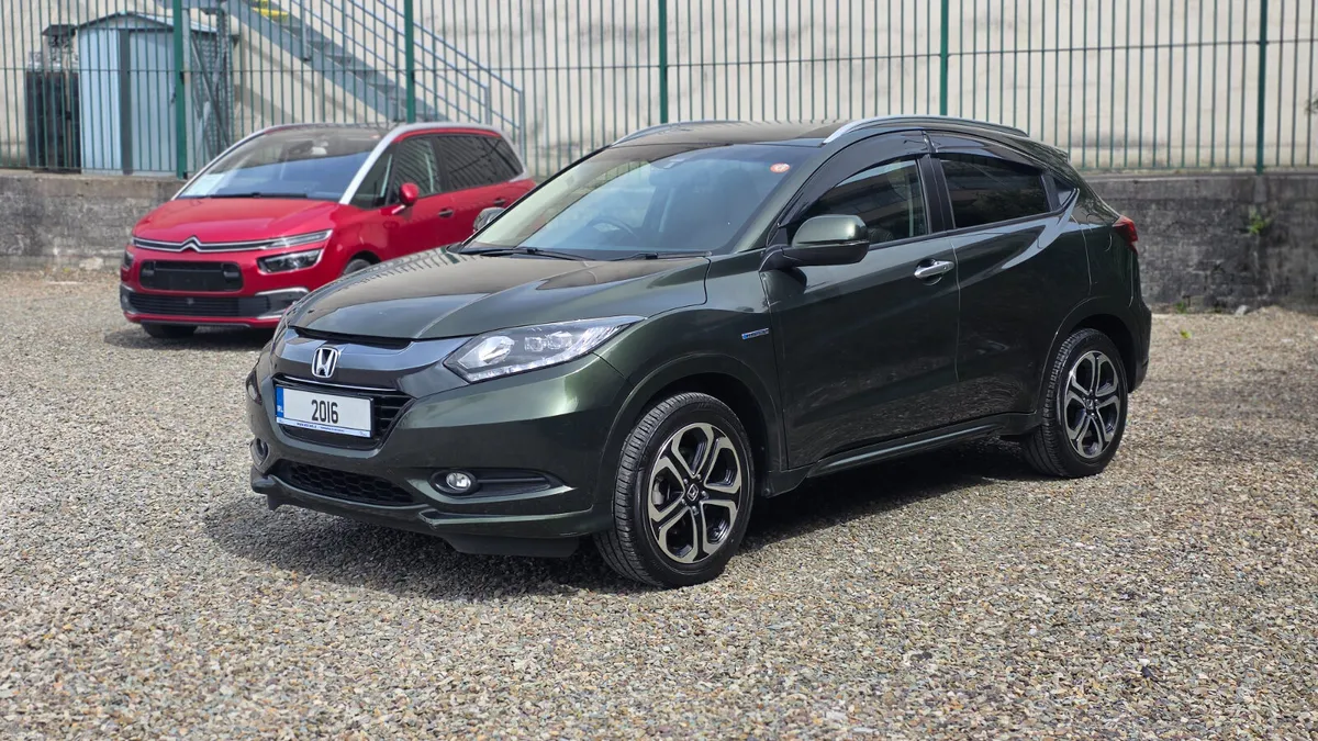 2016 Honda Vezel Hybrid - Image 4