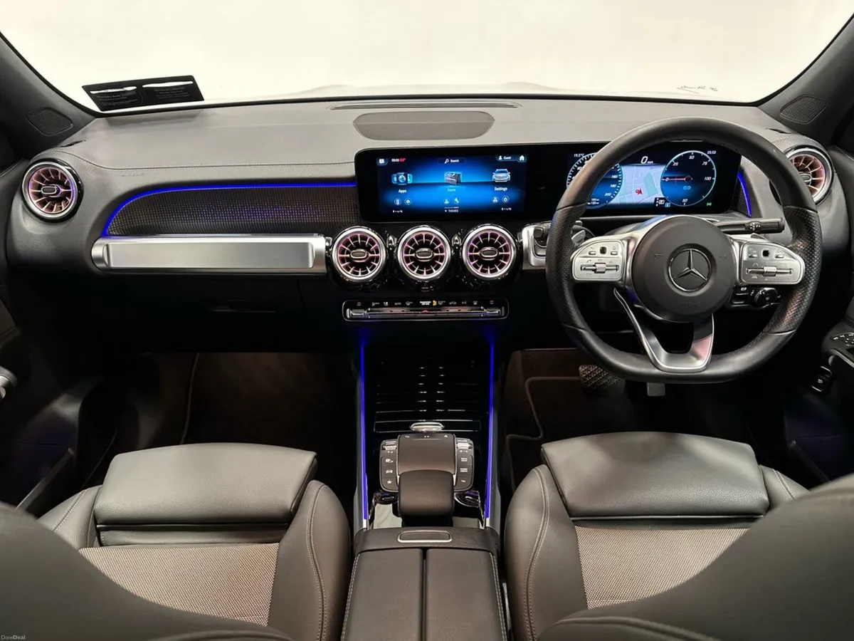 Mercedes-Benz EQB EQB300 4Matic Progressive Line - Image 4