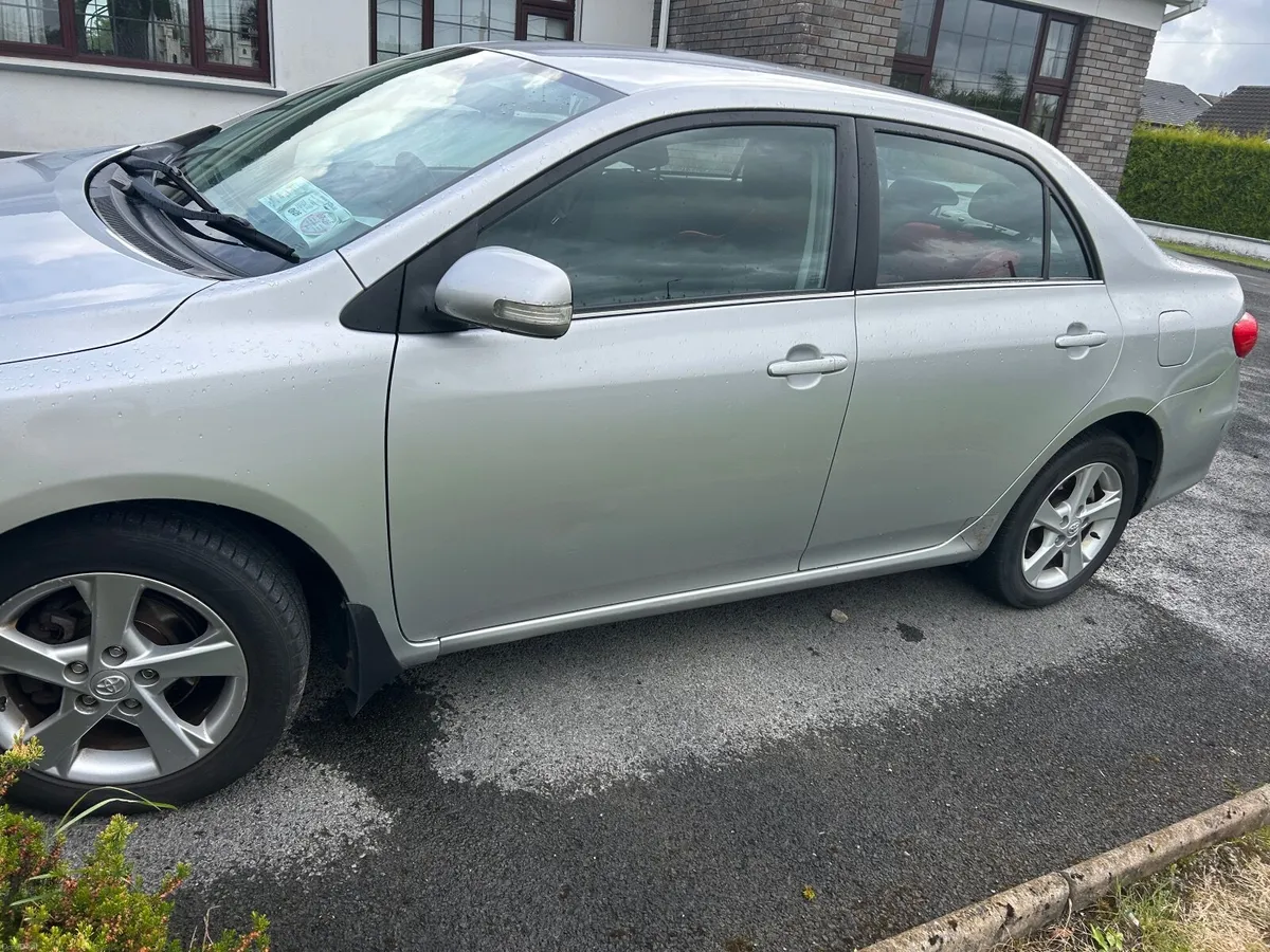Toyota Corolla 2013 - Image 3