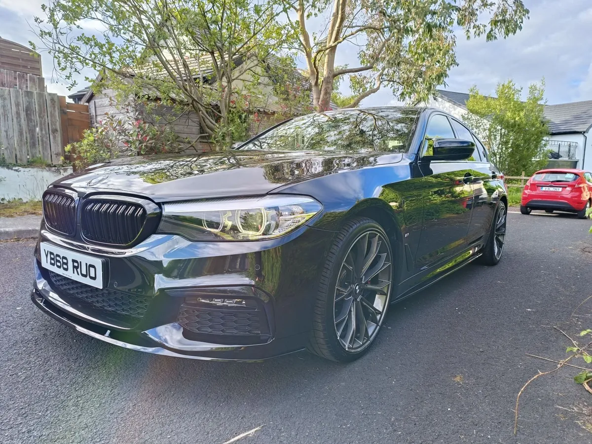 BMW 5-Series 2018 - Image 4