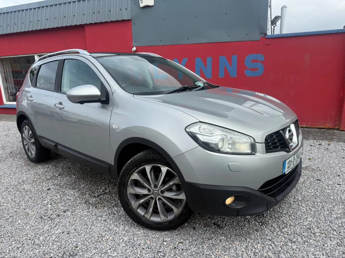 Nissan Qashqai 2013 4X4 Glass Roof - Image 1