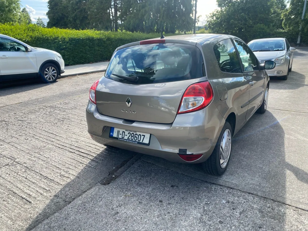 RENAULT CLIO 2011 TESTED - Image 2