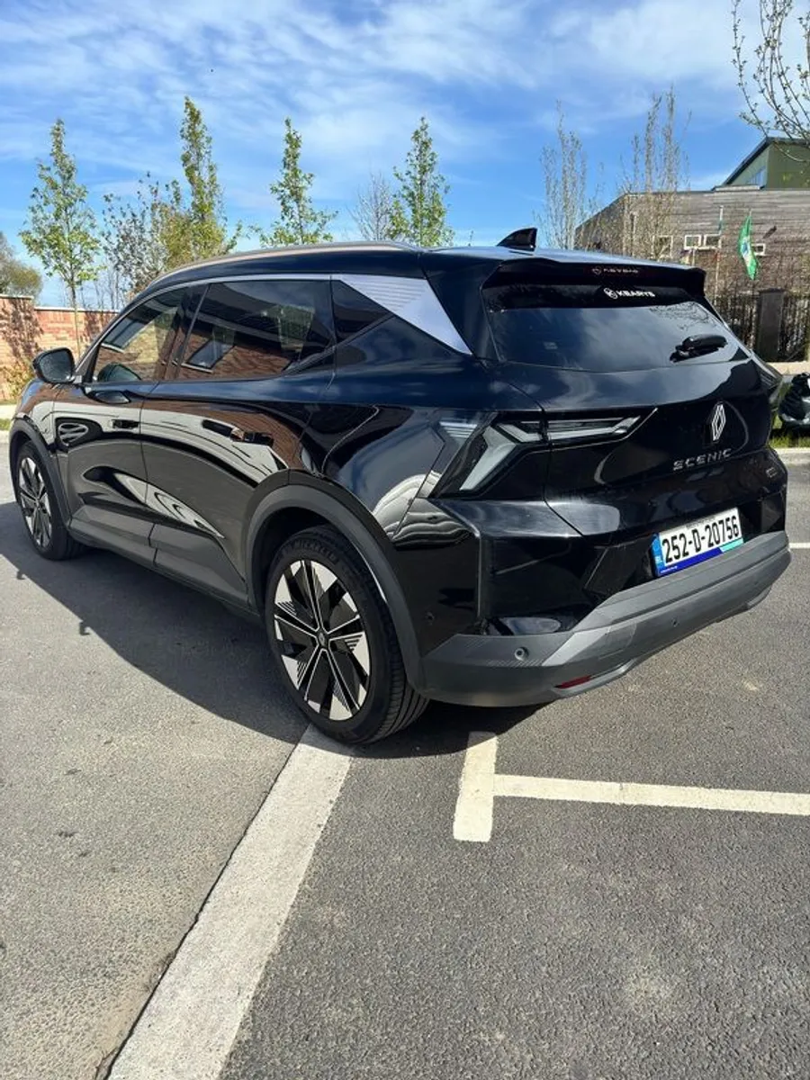 2025 Renault Scenic - Image 2