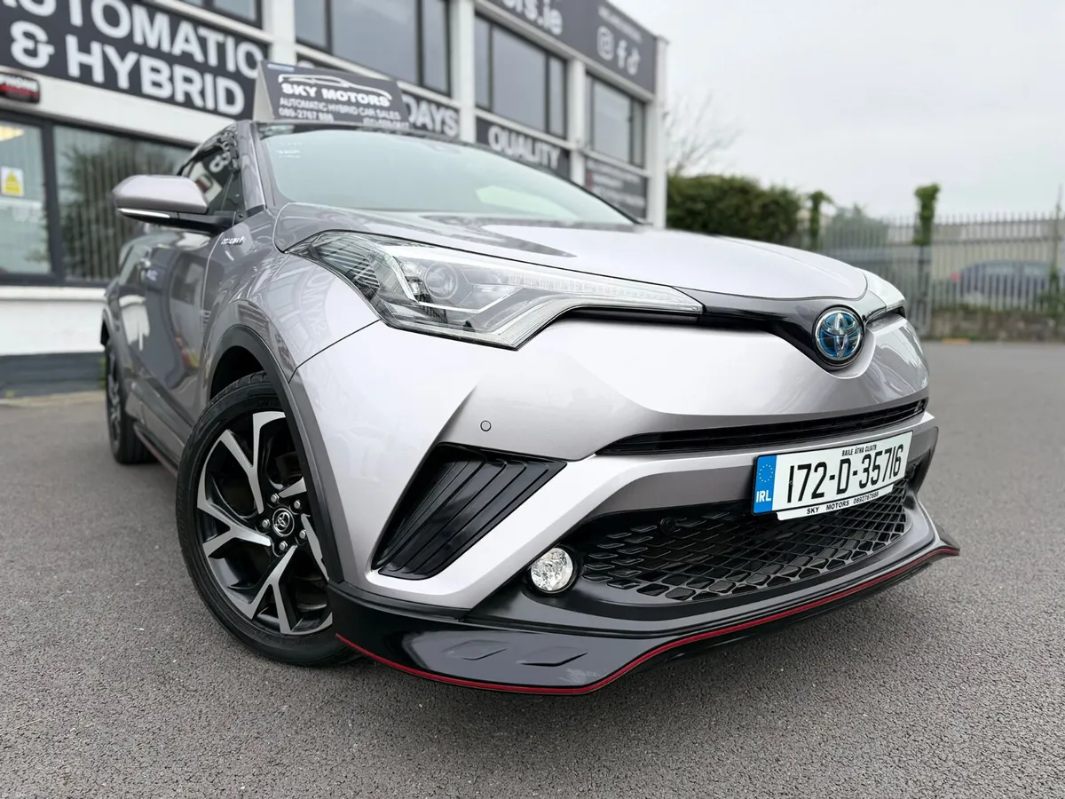 2017 Toyota C-HR 1.8 Hybrid Auto,53K KM,Sports - Image 2