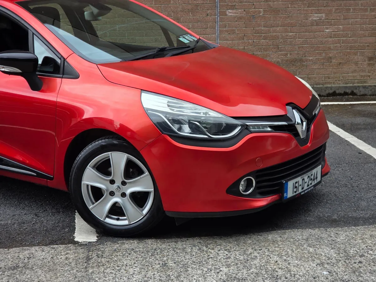 Renault Clio 2015 - Image 2