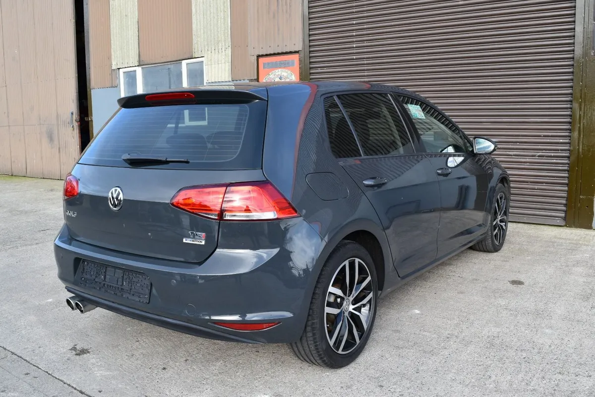 Volkswagen Golf Automatic - Image 3