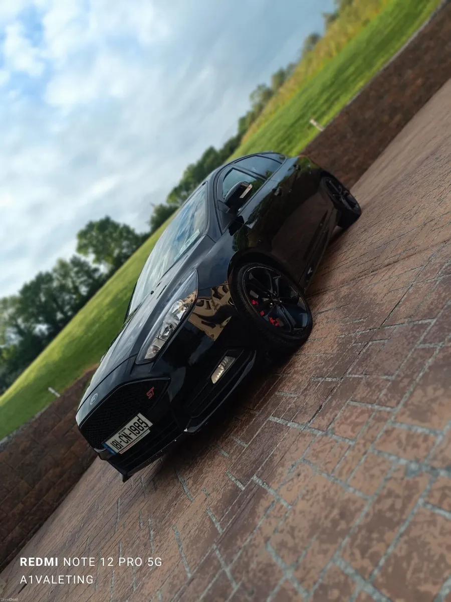 Ford Focus ST-2 - Image 1