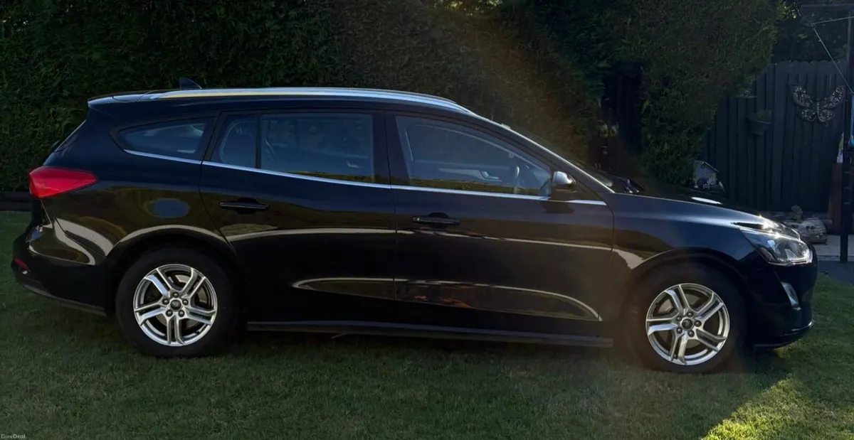 Ford Focus 2019 - Image 3