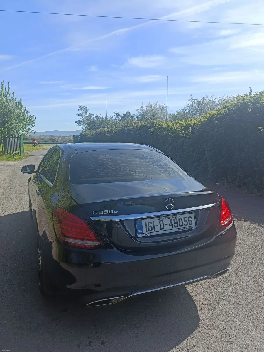 Mercedes-Benz C350e Sport Premium Plus 2016 - Image 2