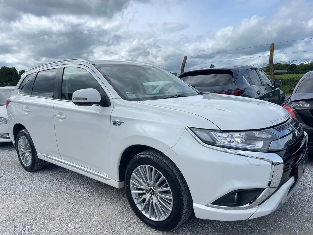 Mitsubishi Outlander - Image 3