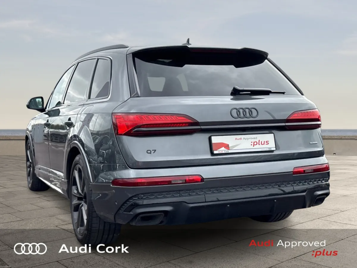 Audi Q7 55 TFSIE 290KW QUATTRO S- LINE AUTOMATIC W - Image 5
